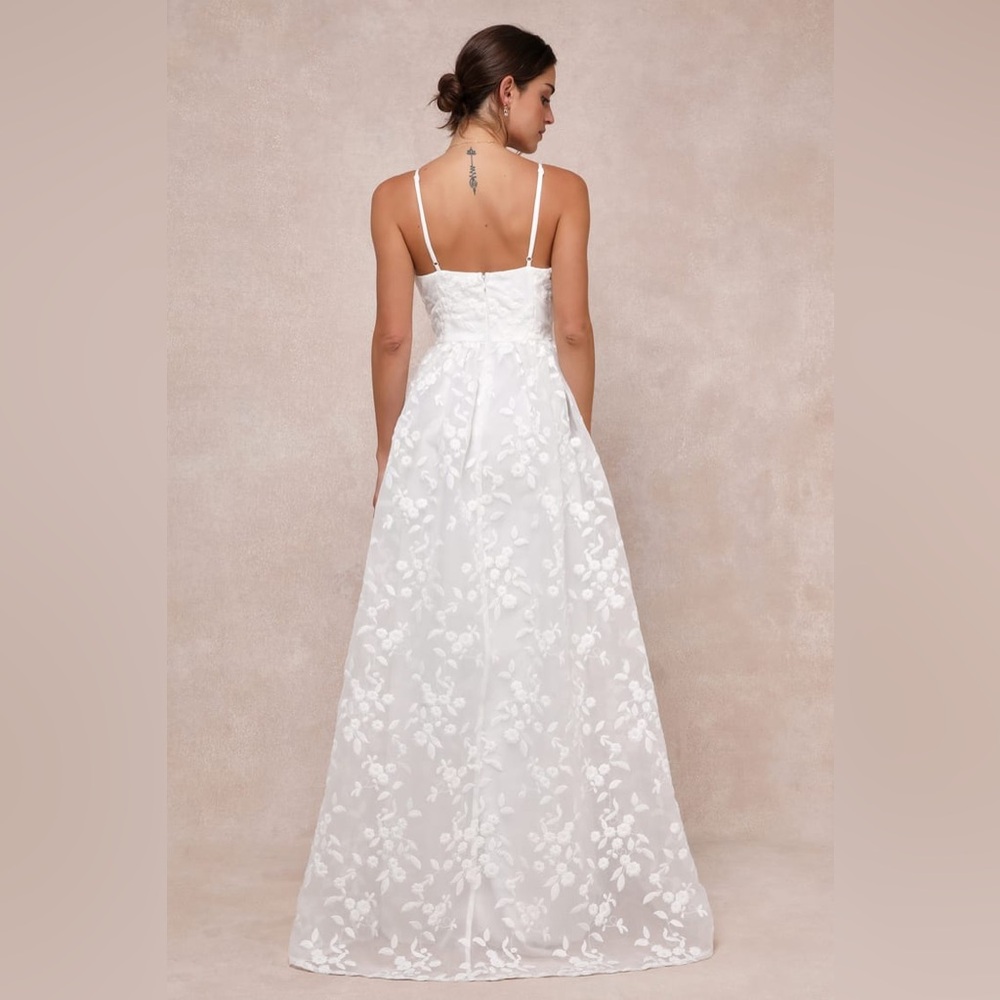 Lulu’s Ethereal Perfection White Organza Embroidered Flowers Bridal Bustier S - Picture 2 of 11